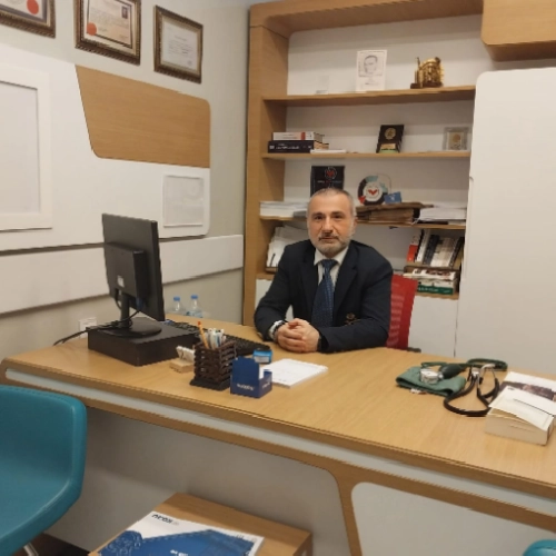 Doç. Dr. Cihan Dündar