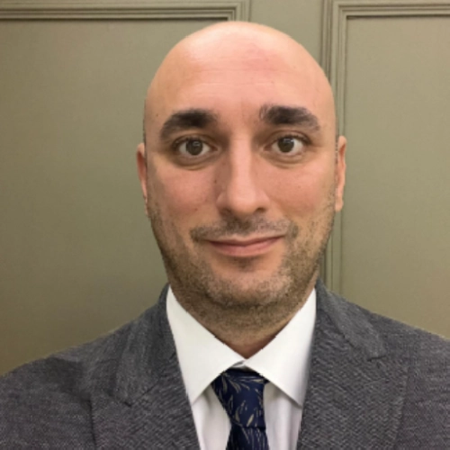 Doç. Dr. Onur Gürsan