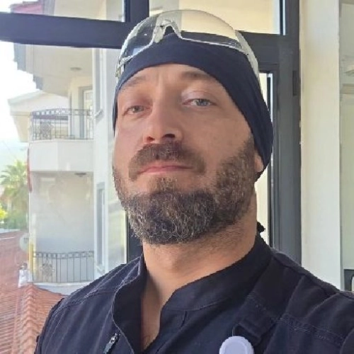 Dt. Doğuş Doğan