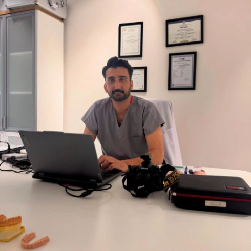 Dr. Dt. Mustafa Solmazgül