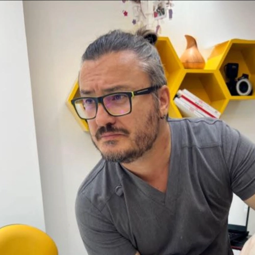 Dt. Altuğ Sarper