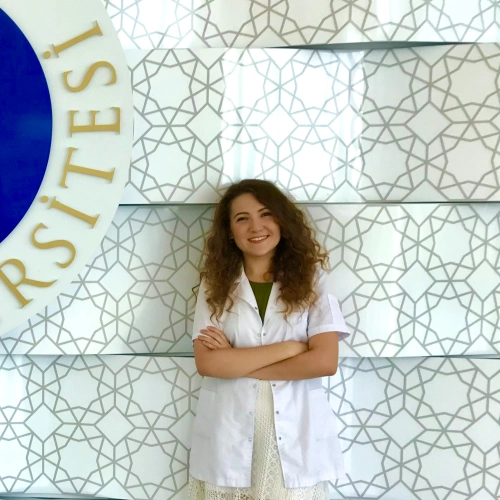 Dt. Damla Yükselen