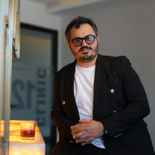 Dt. Erkan Kara