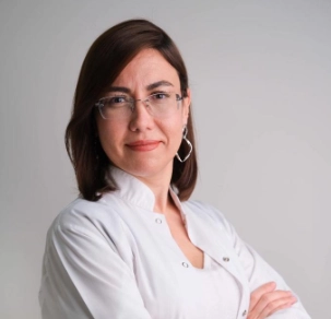 Op. Dr. Aysun Savaş Efesoy