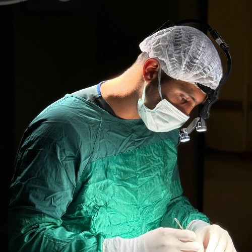 Op. Dr. Hakan Tuhan
