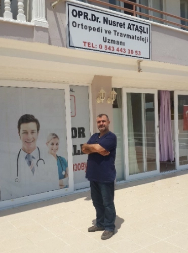 Op. Dr. Nusret Ataşlı