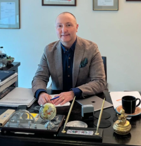Op. Dr. Selçuk Arslan