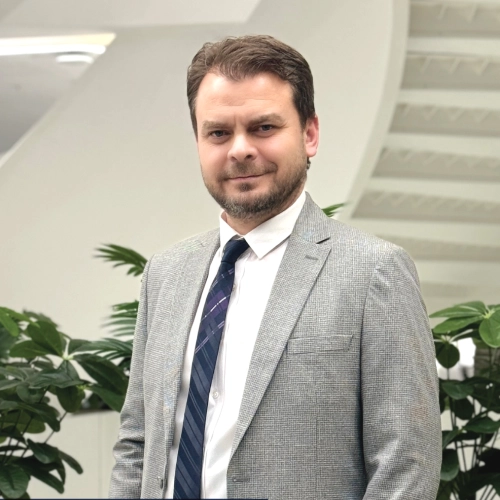 Op. Dr. Tuğrul Türker