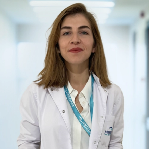 Op. Dr. Özge Bakkal