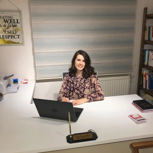 Dyt. Özge Bayraktar
