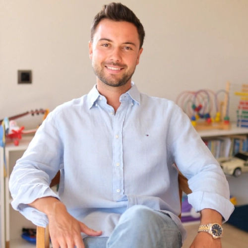 Klinik Psikolog Şefik Öztürk