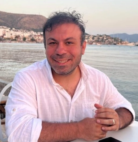 Uzm. Dt. Tayfun Tolgay Çelik